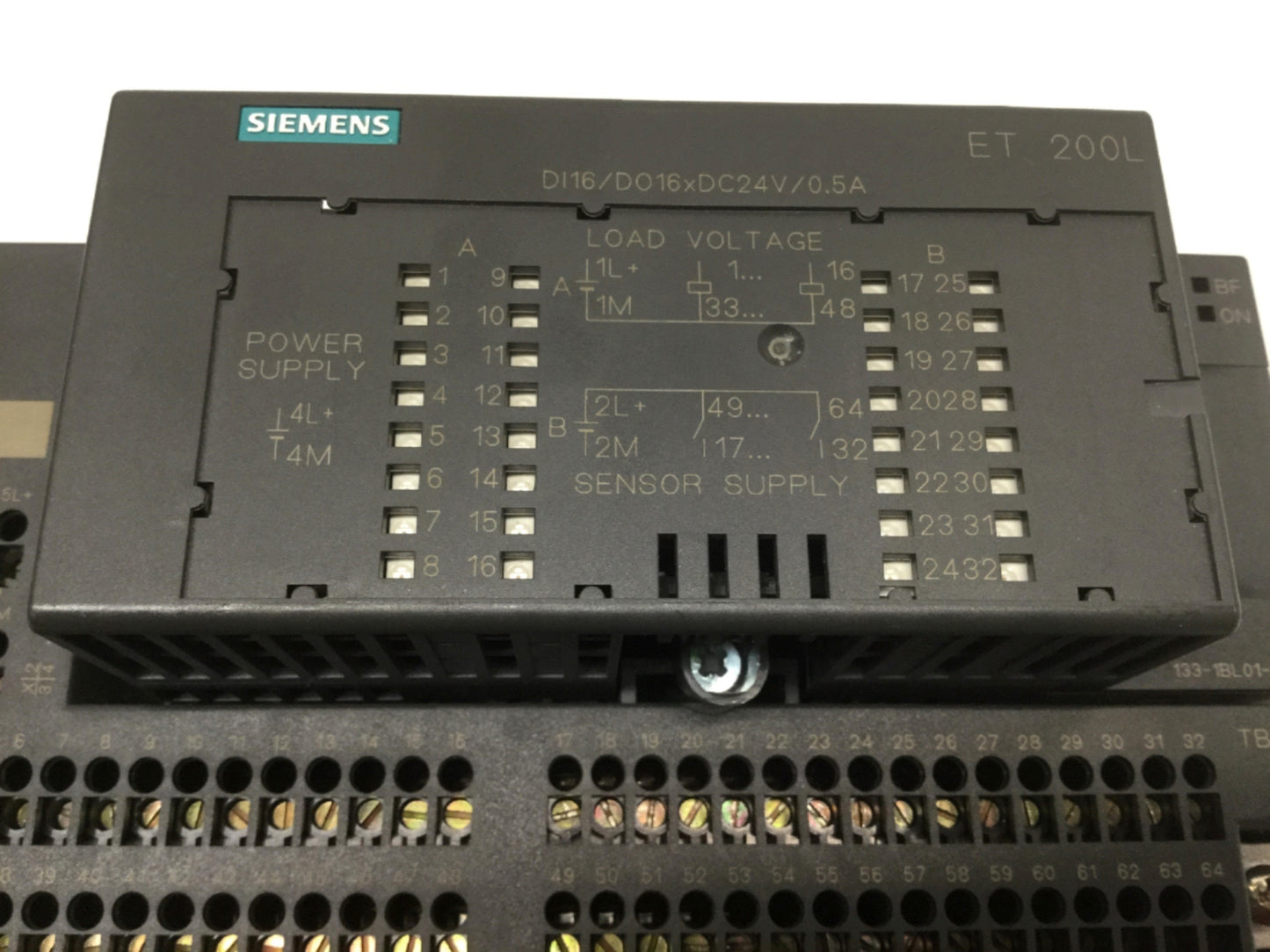 Used Siemens 6ES7 133-1BL01-0XB0 Simatic ET 200L Digital I/O Module w/Terminal Block