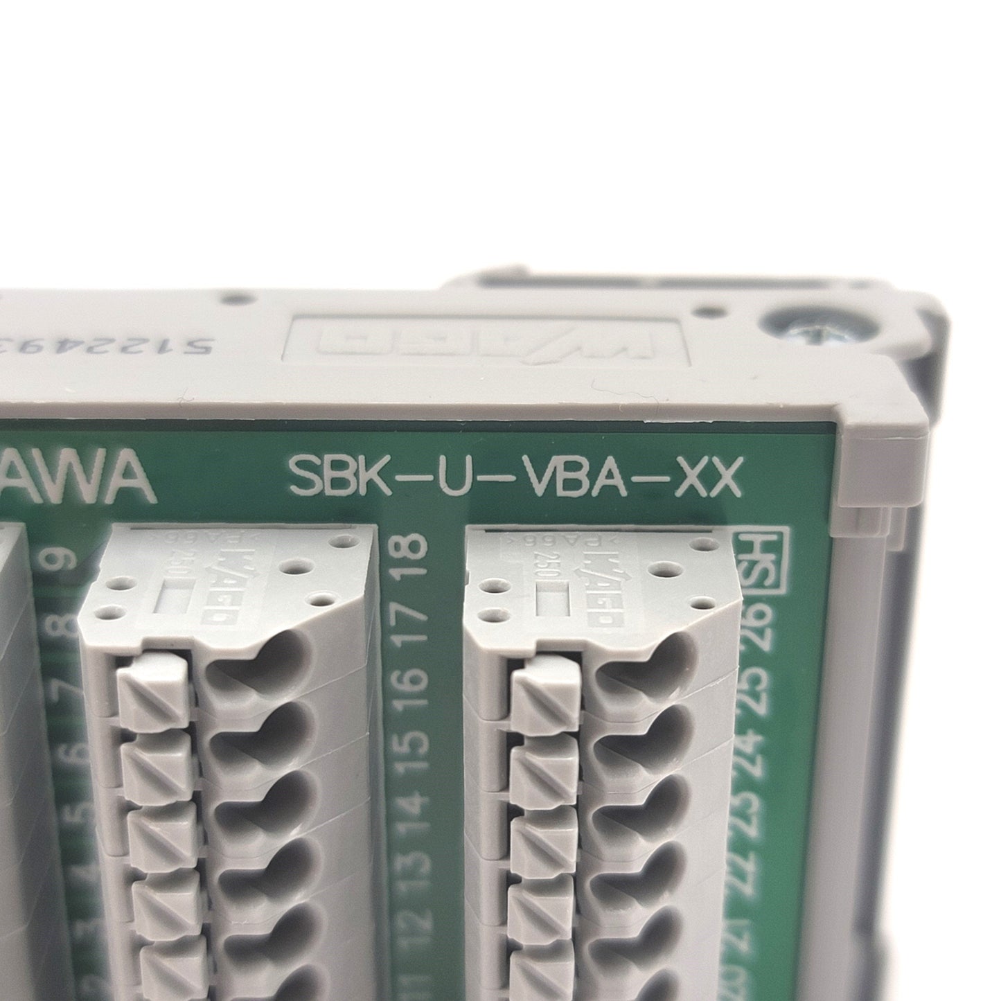 New Other Yaskawa SBK-U-VBA-01(B) I/O Terminal Block And Cable Kit 26-Pin HD D-SUB 1 Meter