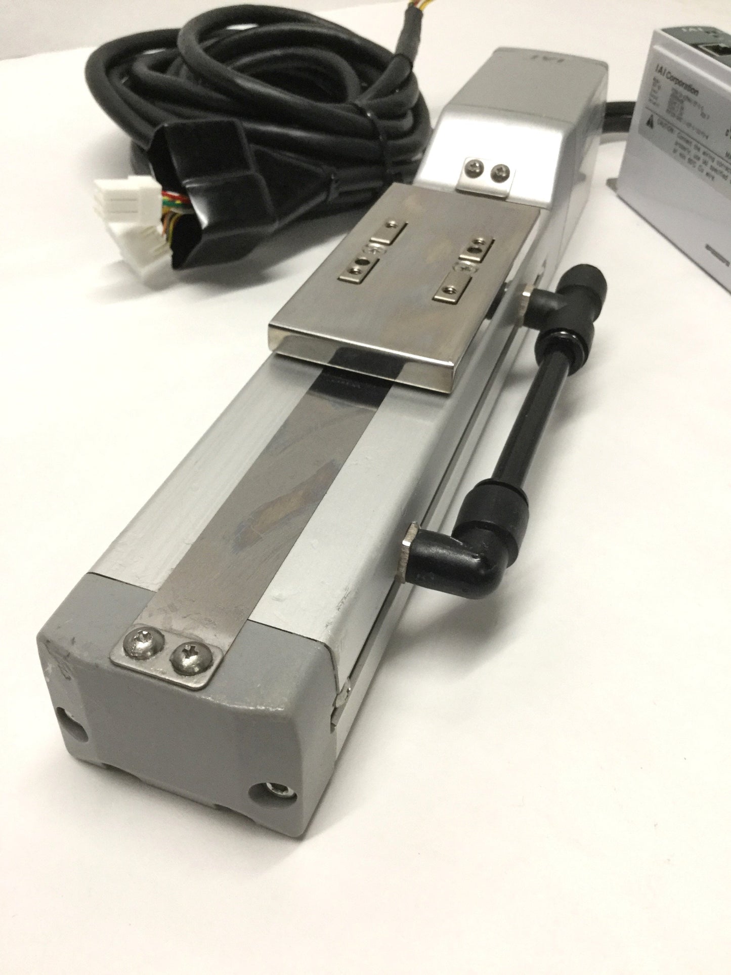 Used IAI RCP2CR-SA5C Cleanroom ROBO Cylinder Linear Actuator 100mm w/Controller 24VDC