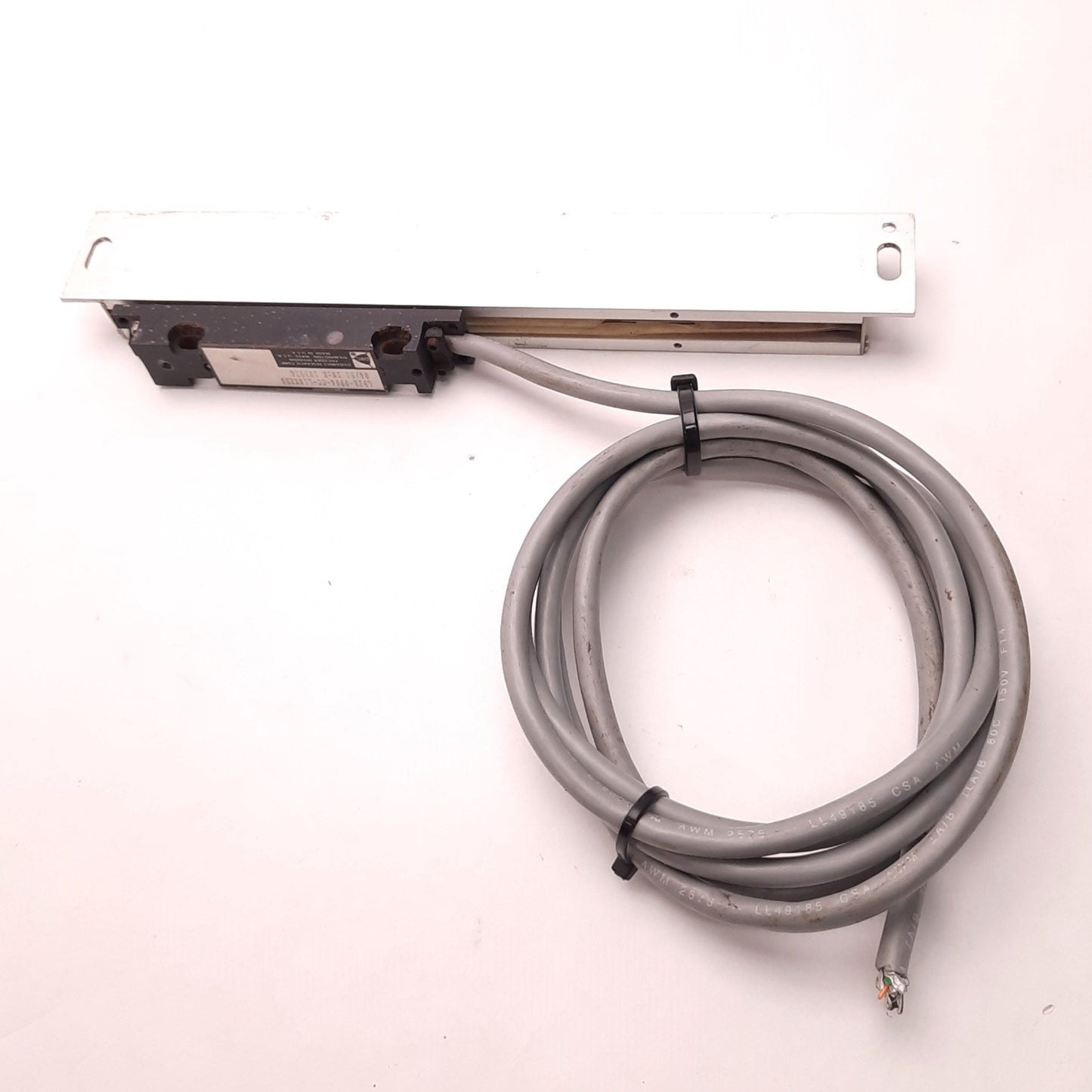 Used Dynamic Research Corp LB2A-0004-CC-L10XXB0 Linear Guided Encoder, 4" Travel