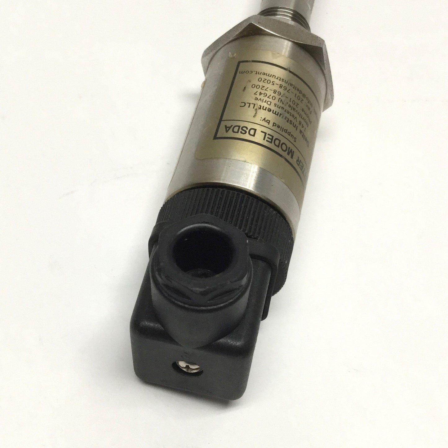 Used Delta DSDA Dewpoint Sensor Transmitter, 12-28VDC, 4-20mA Output, 0.4-100ppm