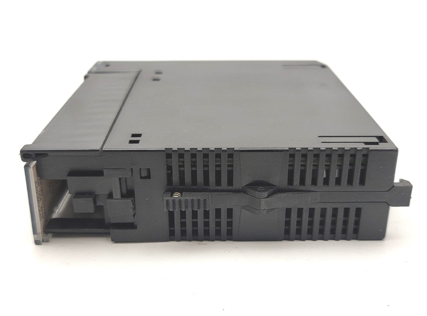 Used GE Fanuc IC693MDL645D Series 90-30 PLC Input Module 16-Point Pos/Neg Logic 24VDC