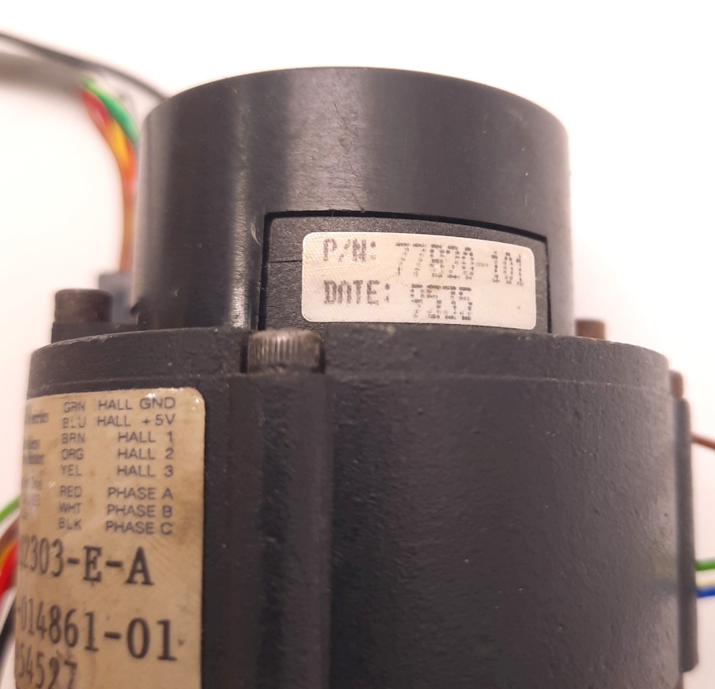 Used Parker OEM2303-E-A Step Motor w 77820-101 Encoder, 188-3 Oz-In, 70V, 272.05W