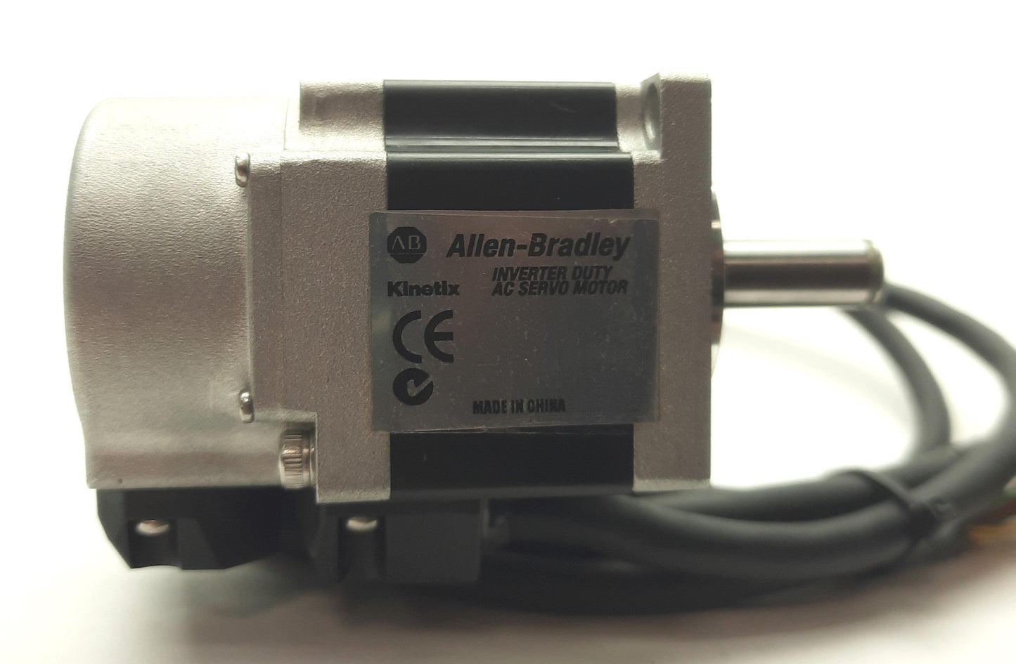 Used Allen Bradley TLY-A120T-HJ62AA Kinetix Servo Motor .101kW 6000RPM 3Ø 230VAC