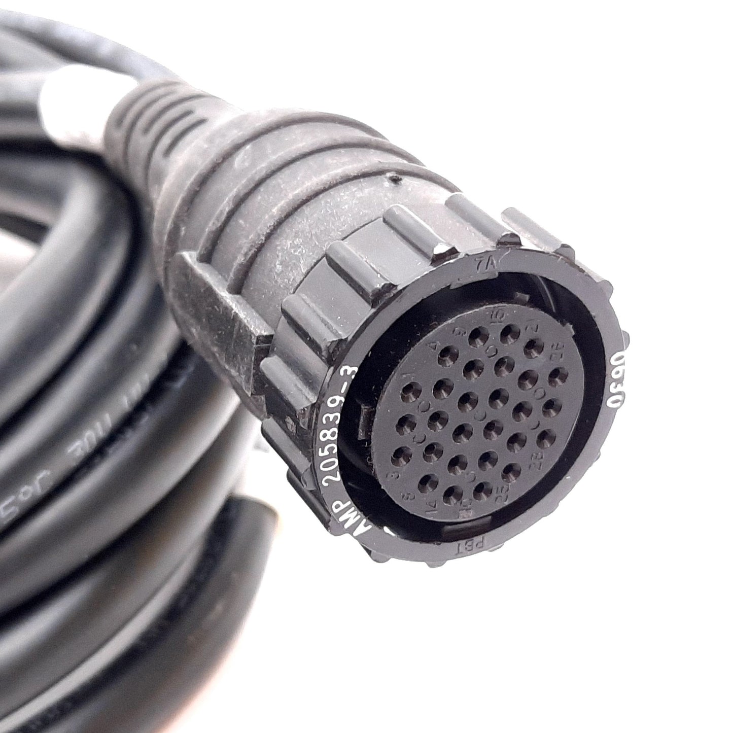 Used Allen Bradley 2090-UXNFBY-S04 Servo Feedback Cable, Length: 4m, 28-Pin to 15-Pin