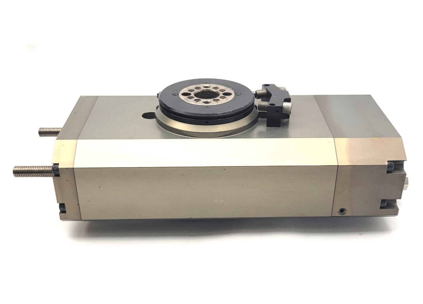 New Other SCHUNK OSE-B57 354 610 Rotary Actuator With 8 Pneumatic Pass-Throughs 180ø 36Nm