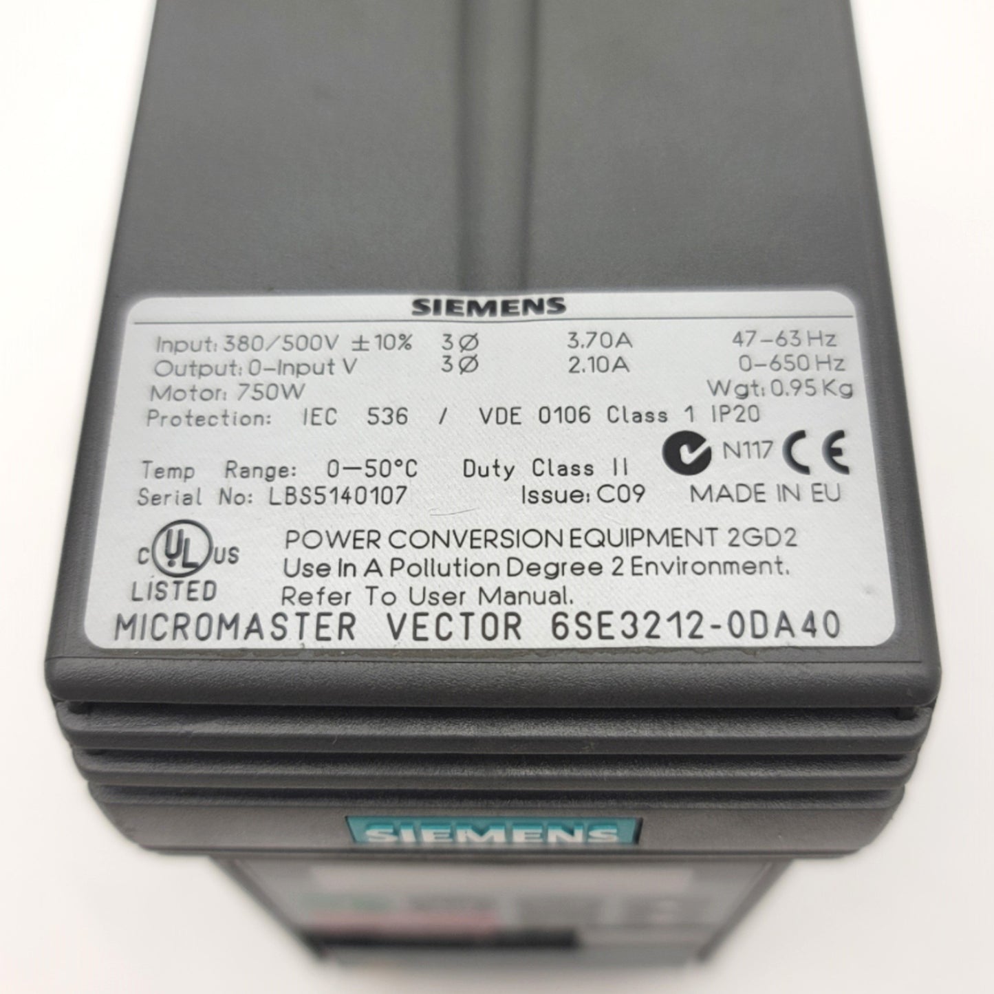 Used Siemens 6SE3212-0DA40 MICROMASTER Vector AC Drive VFD, 0-650Hz, 380/500VAC, 1HP