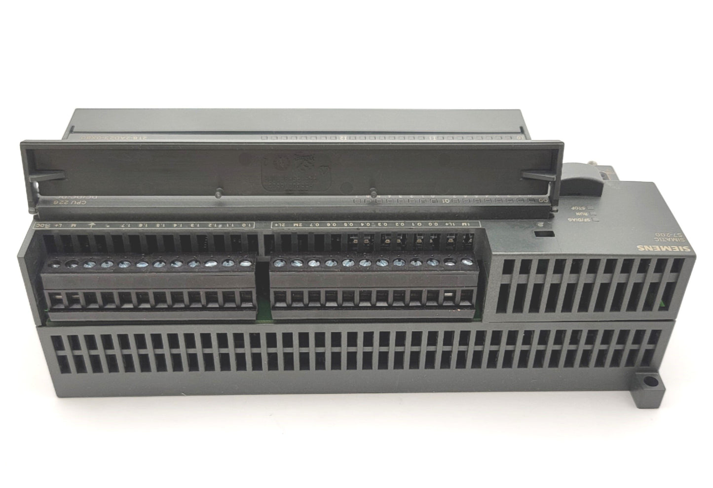 New – Open box Siemens 6ES7 216-2AD23-0XB0 Simatic S7-200 CPU 226 Compact Unit 24 In, 16 Out