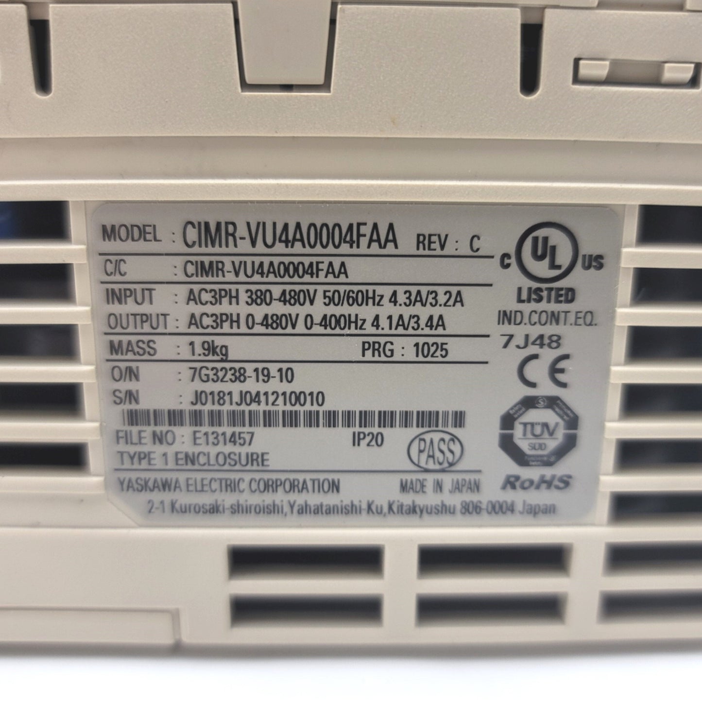 Yaskawa CIMR-VU4A0004FAA Variable Frequency Drive 2HP, 380-480VAC, 4.3A, 0-400Hz