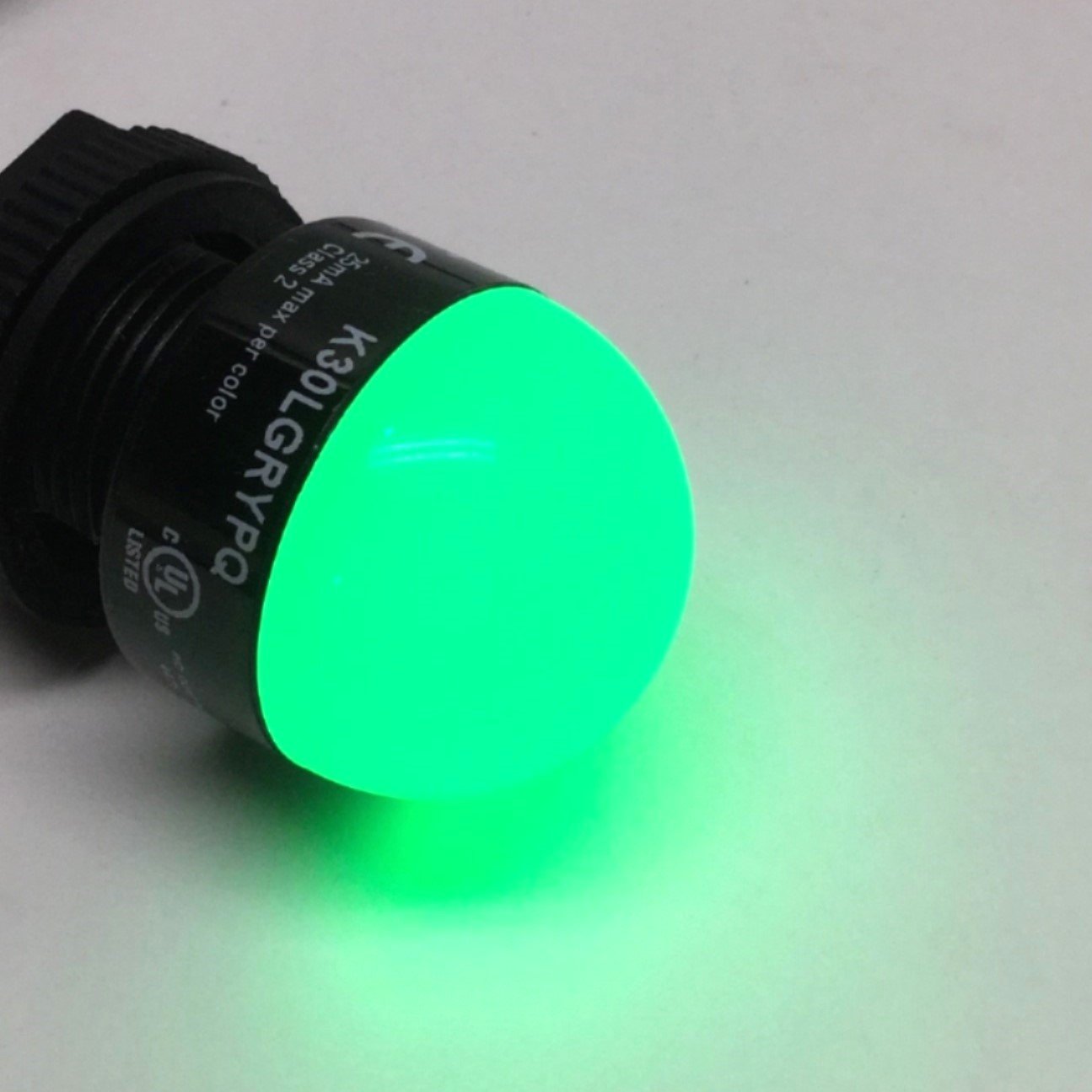 Used Banner K30LGRYPQ EZ-Light LED Indicator, 3-Color Green Red Yellow 30mm 10-30VDC