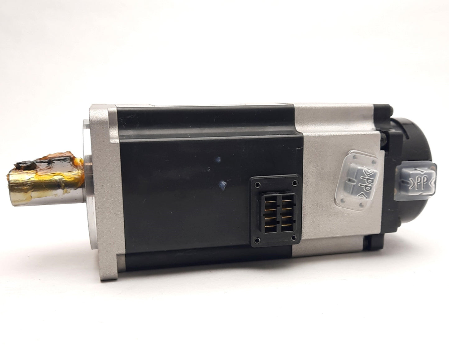 New Omron R88M-1M40030S-BS2 AC Servo Motor 100VAC 4.8A, 400W, Key/Tap, 23Bit Encoder