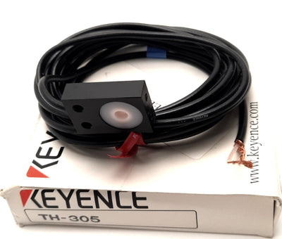 New Other Keyence TH-305 Fine Metal Detector Sensor Head 5mm Dia. Detecting Area, 3m