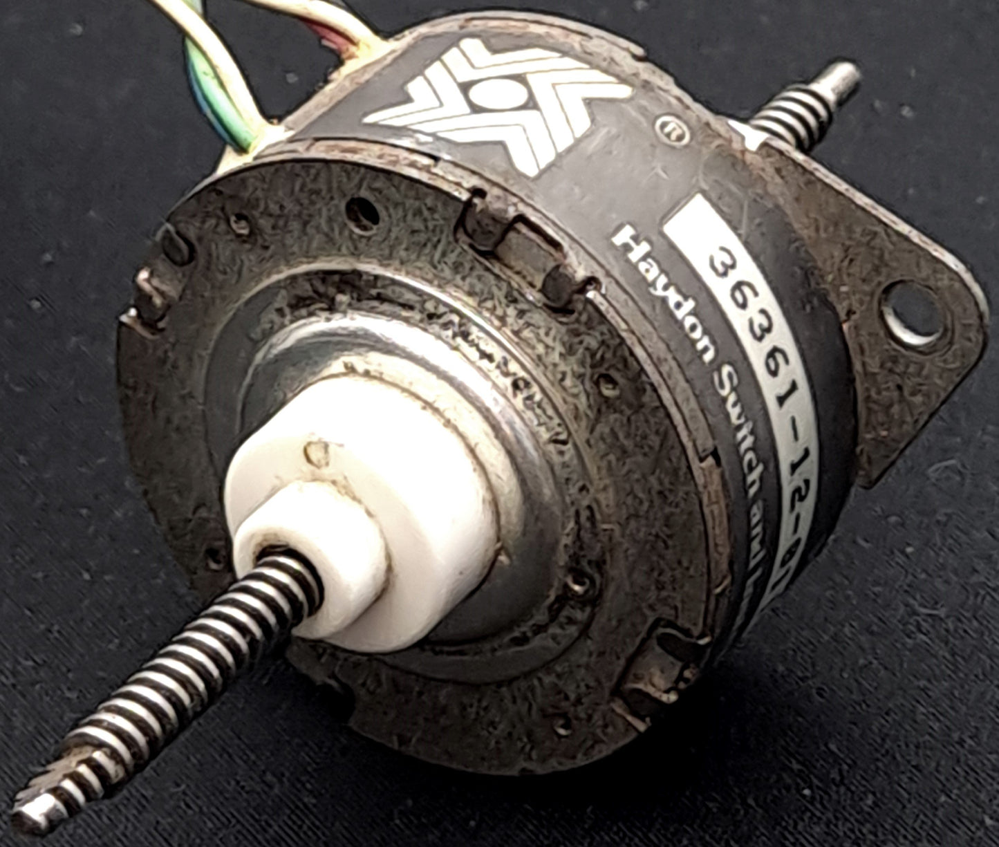 Used Haydon 36361-12-011 Stepper Motor, 12VDC 4.6W, Unipolar 6-Wire, 7.5ø Non-Captive