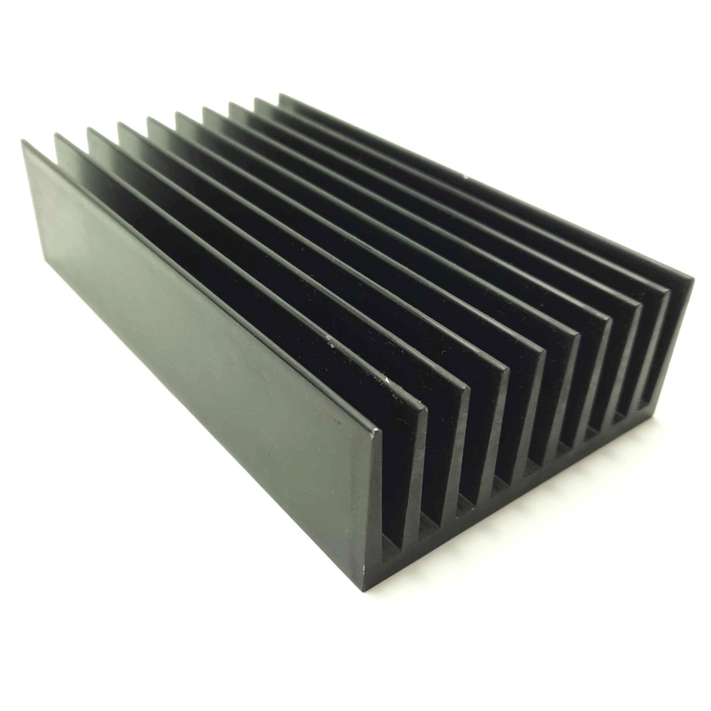 Used Extruded Aluminum Heat Sink, 7 5/16 x 4 1/8 x 2 3/4", 3 Fins Per Inch, 2.2lbs