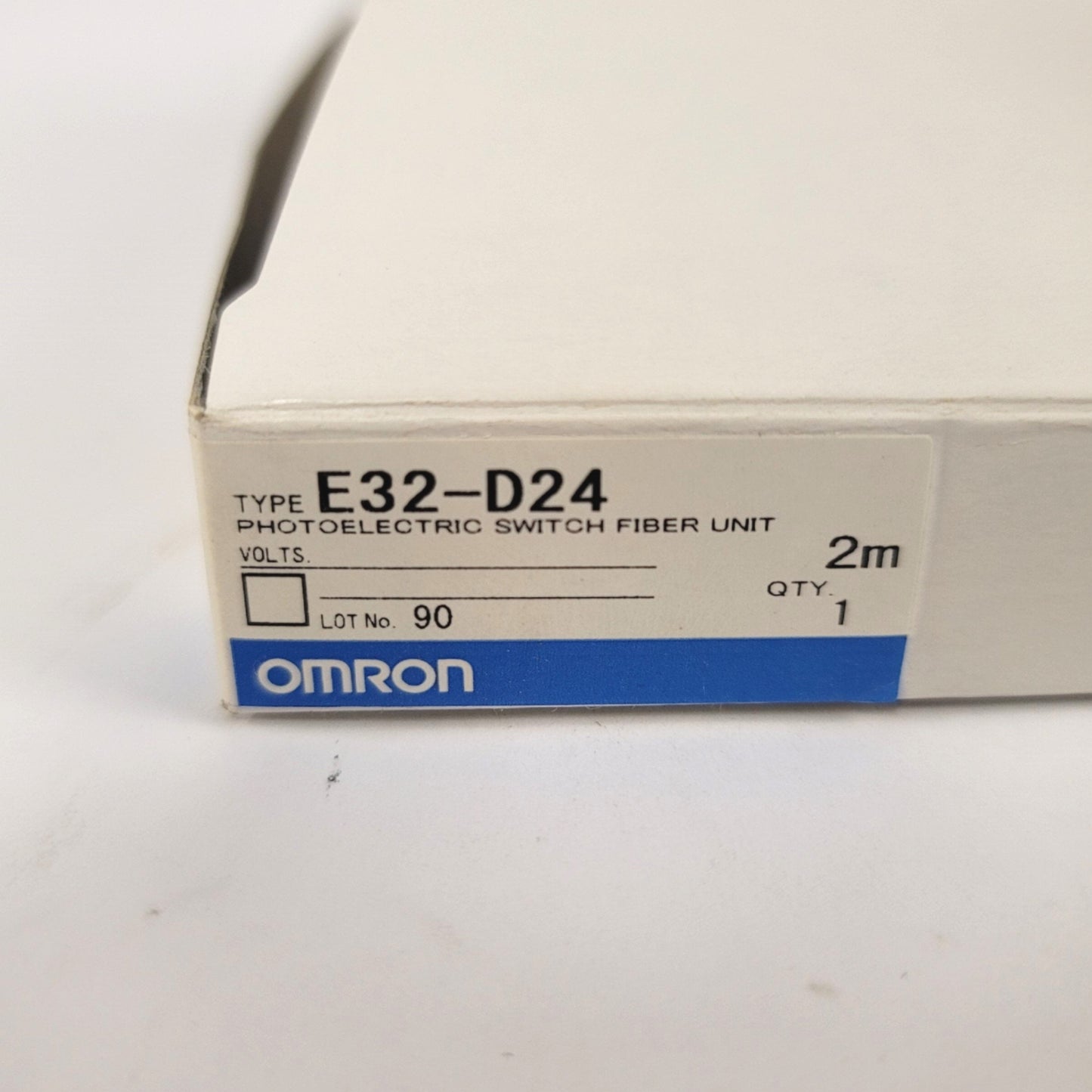 New Omron E32-D24 Fiber Optic Sensor Head Diffuse Reflective, 3mm Diameter, 2 Meters