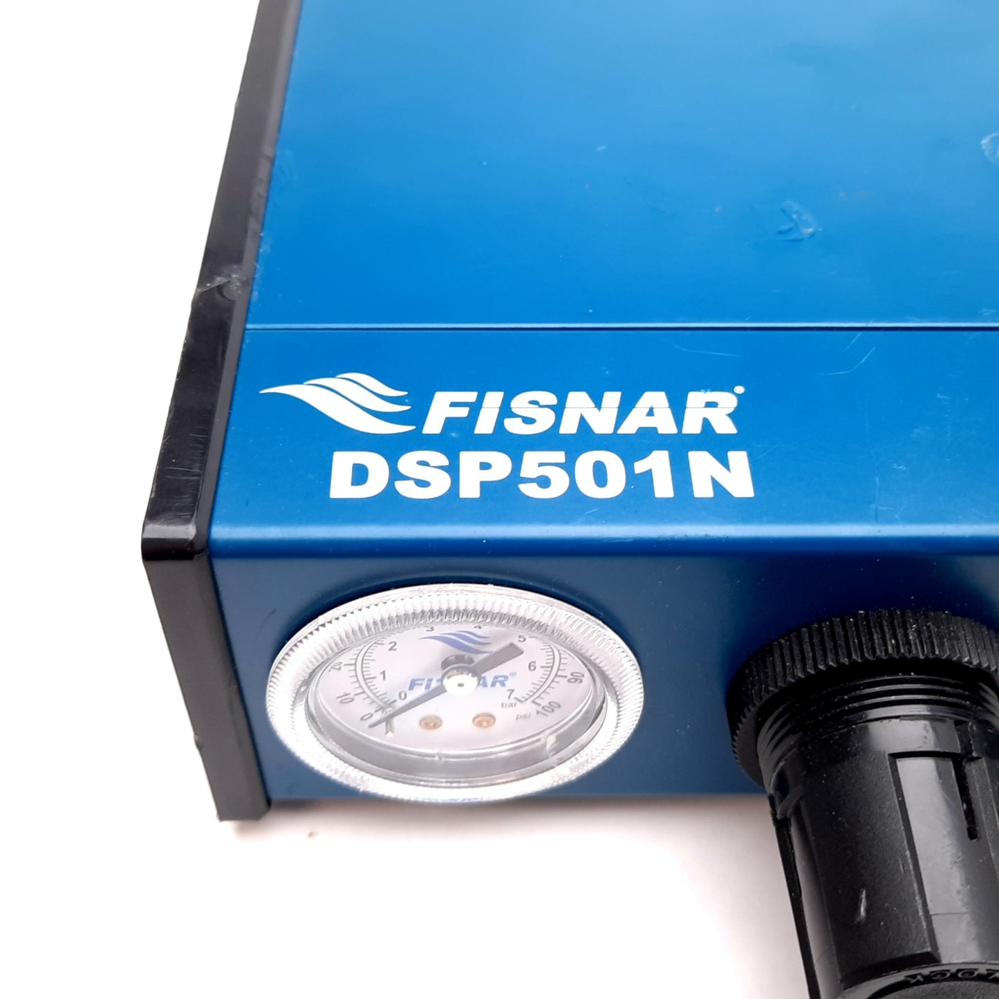 Used Fisnar DSP501N Liquid Dispenser, 100-240VAC 220mA, In: 70-100psi, Out: 1-100psi