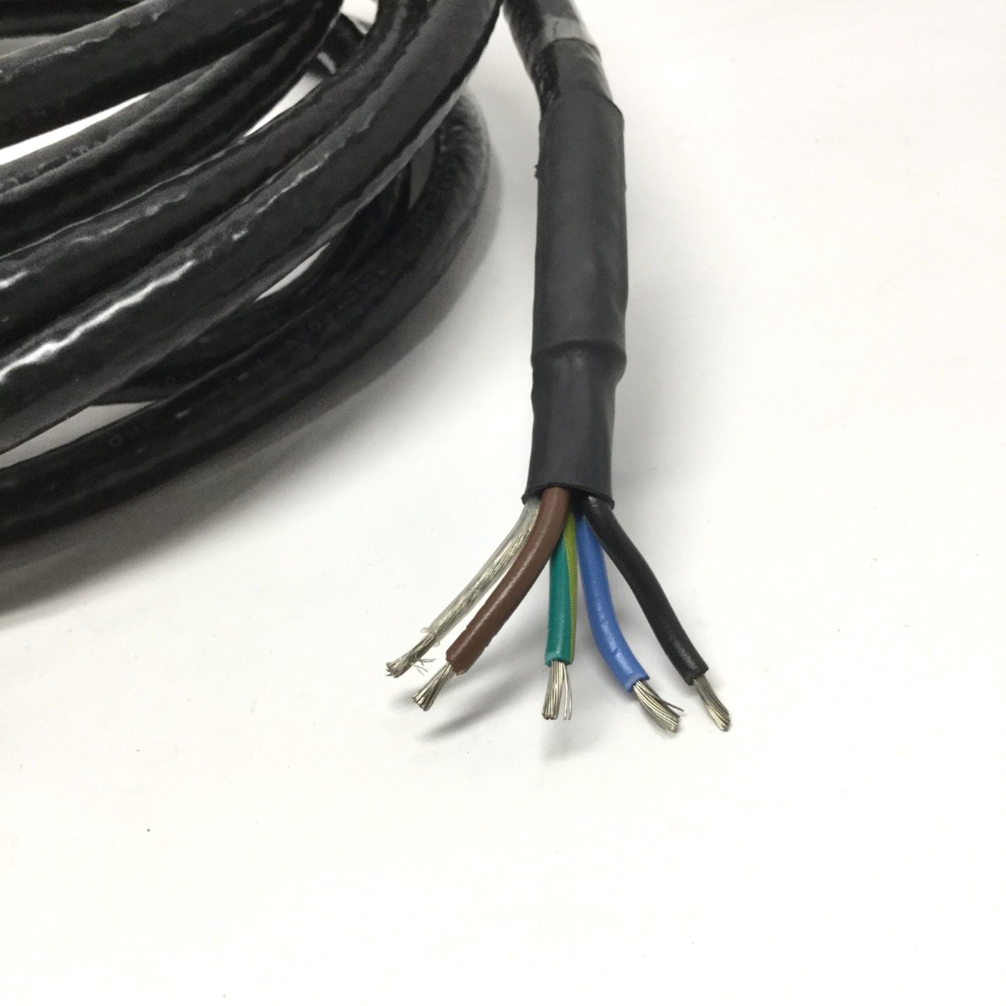 Used Control Techniques Emerson CMDS-015 Servo Motor Drive Power Cable, 15ft Long