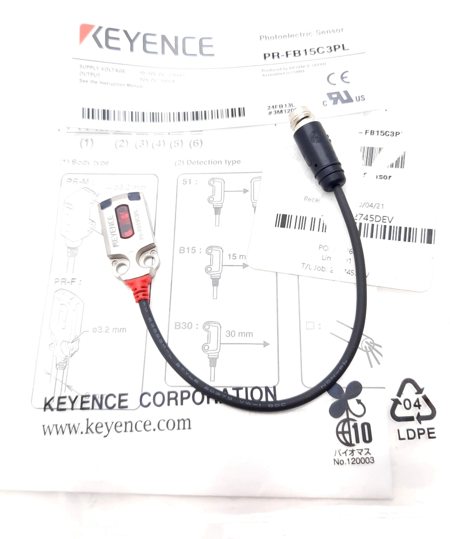 New Keyence PR-FB15C3PL Photoelectric Sensor Reflective PNP 10-30VDC, 30VDC 50mA