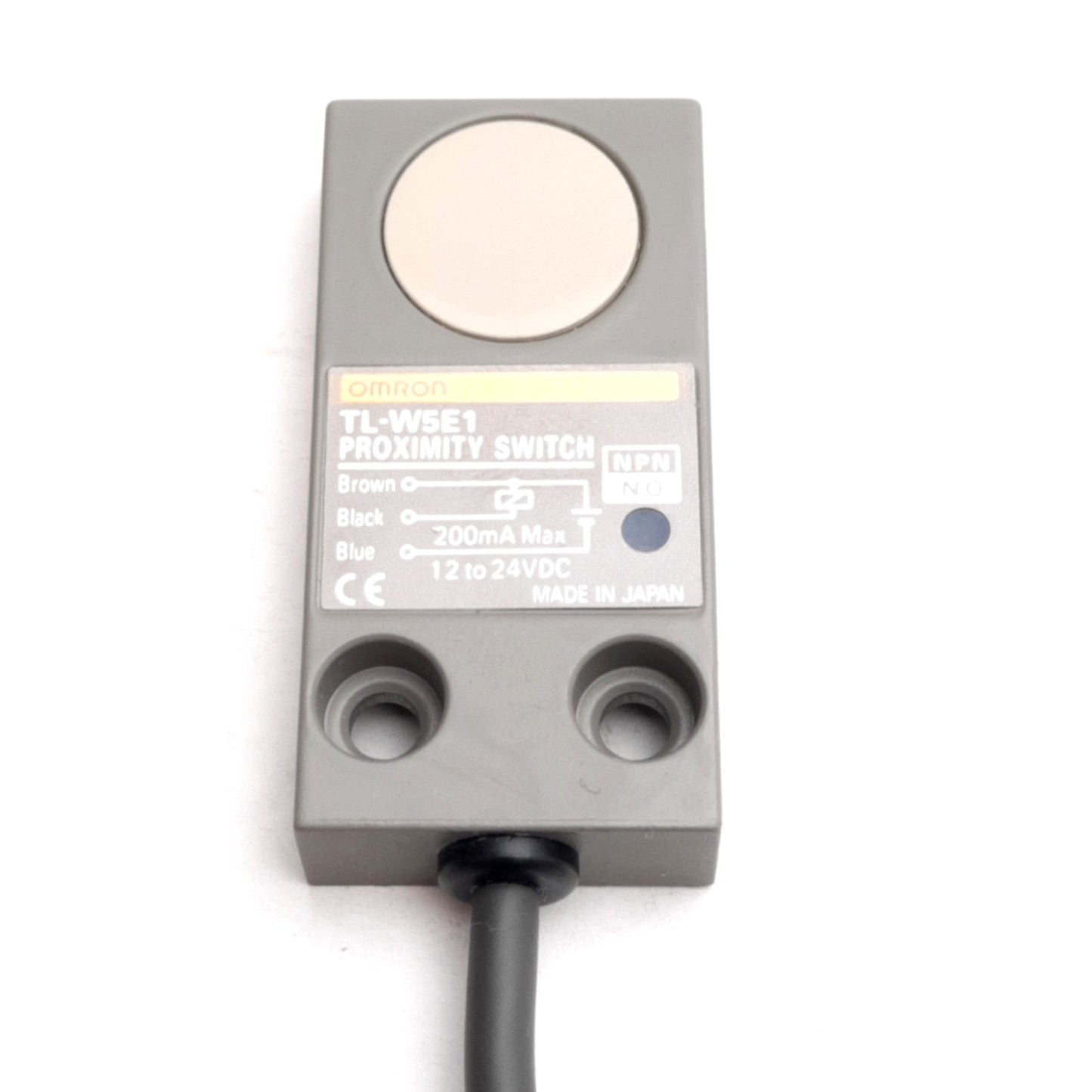 New Omron TL-W5E1 Proximity Sensor, NPN NO, 3-Wire, 5mm Range, 12-24VDC 200mA, 2m