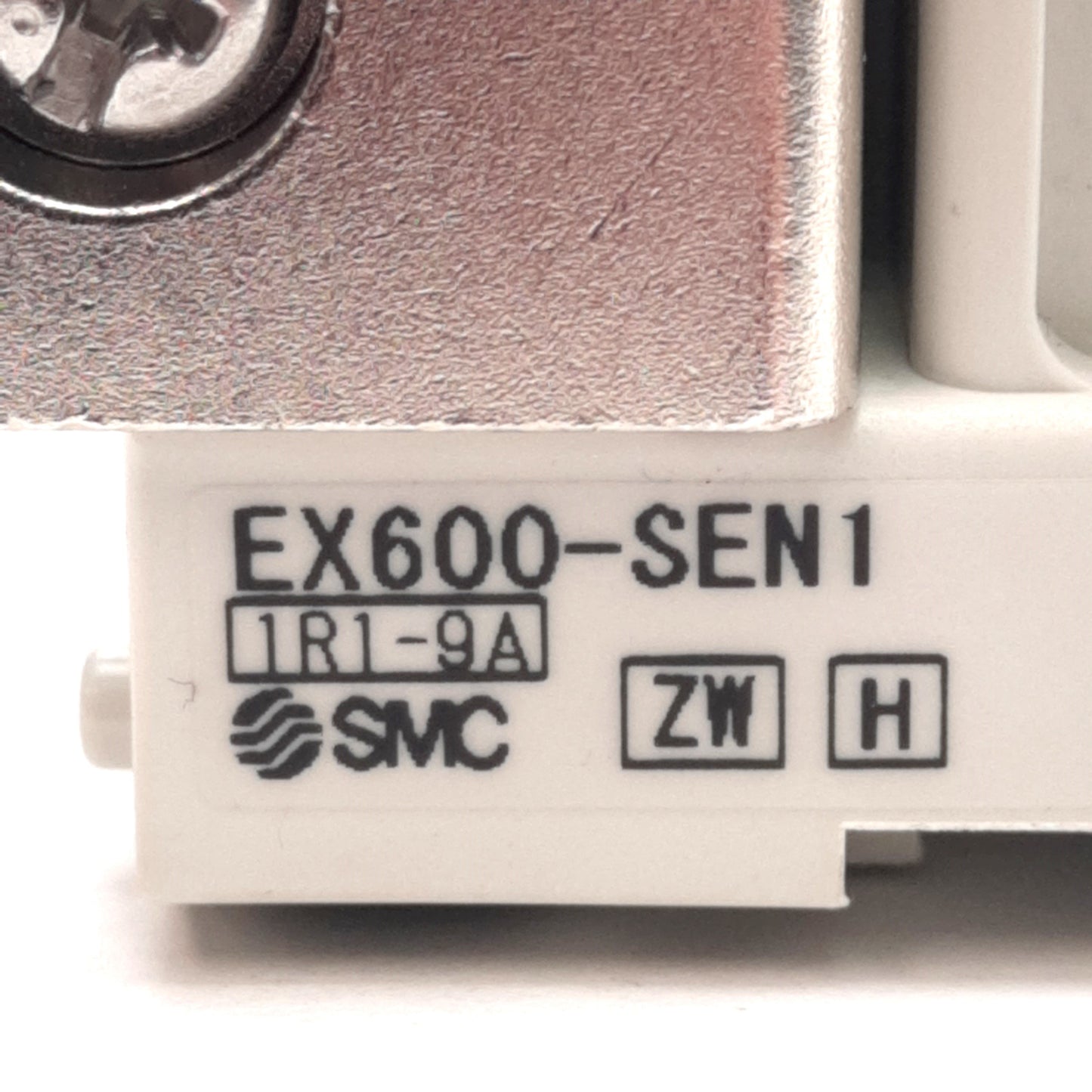 New – Open box SMC EX600-SEN1 EtherNet/IP Fieldbus Serial Interface Unit, 24VDC, PNP Out