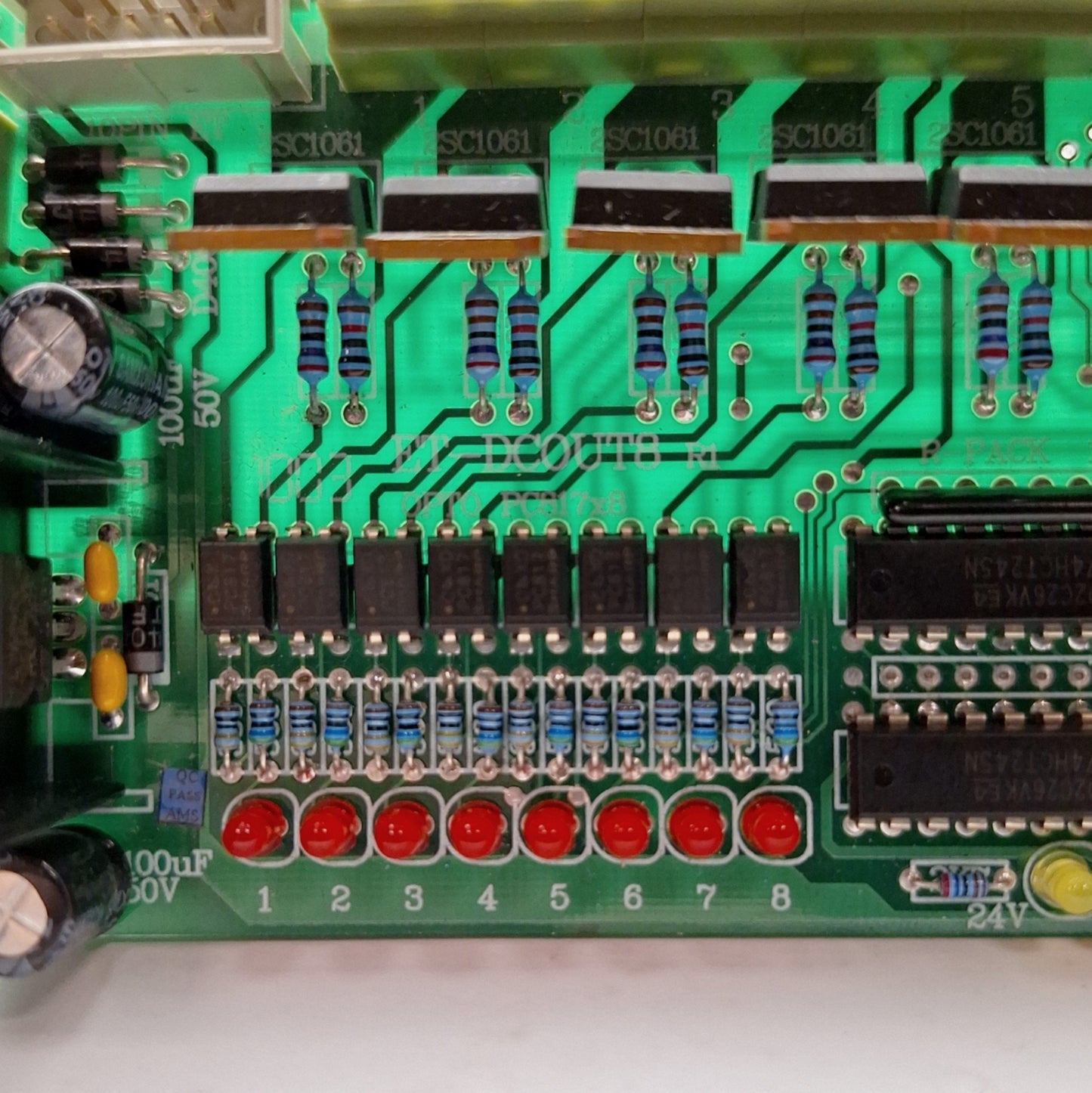 Used ETT ET-DCOUT8 OPTO-Isolated Digital Output Board 8-bit 2x IEC 34-Pin I/O Header