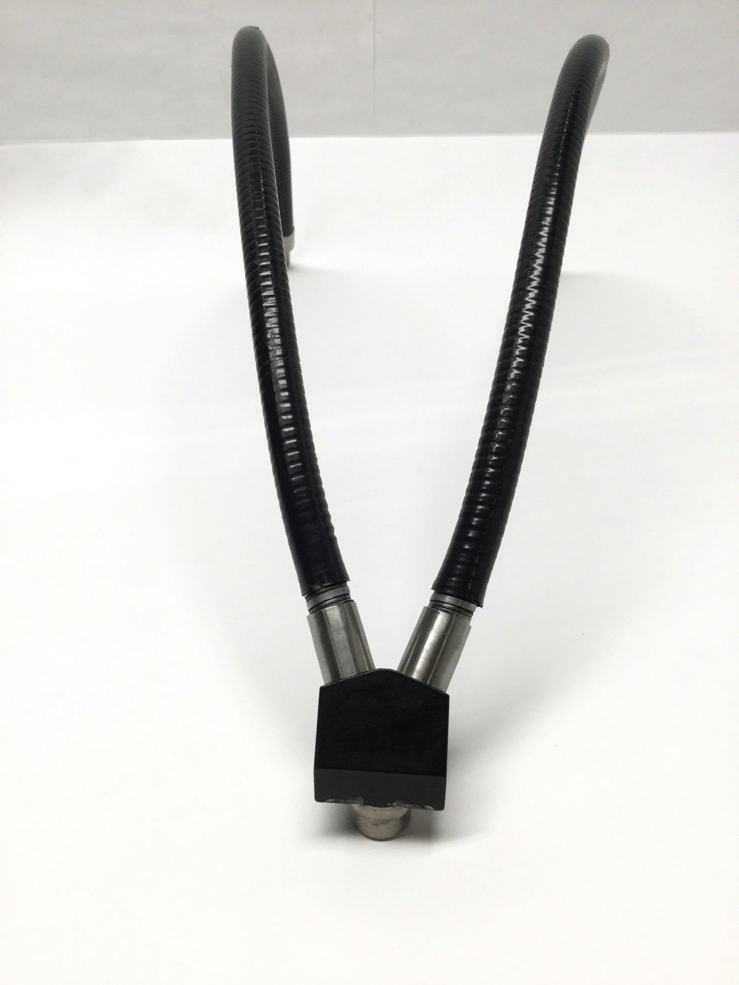 Used OC White EG2823 Micro-Lite Dual Fiber Optic Gooseneck Light Guide 18"L, Ø5/8" In