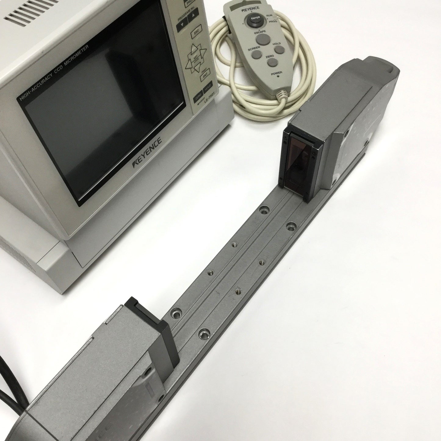 Used Keyence LS-7501 CCD Camera Optical Micrometer System w/LS-7030M Head 0.3 to 30mm