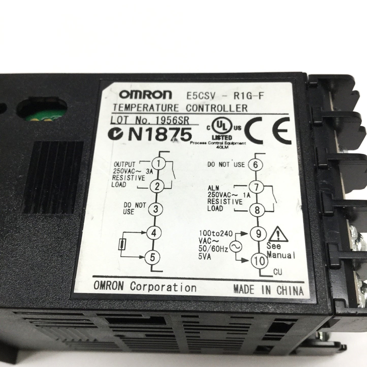 Used Omron E5CSV-R1G-F Temperature Controller, 100-240VAC, Thermistor In, Relay Out