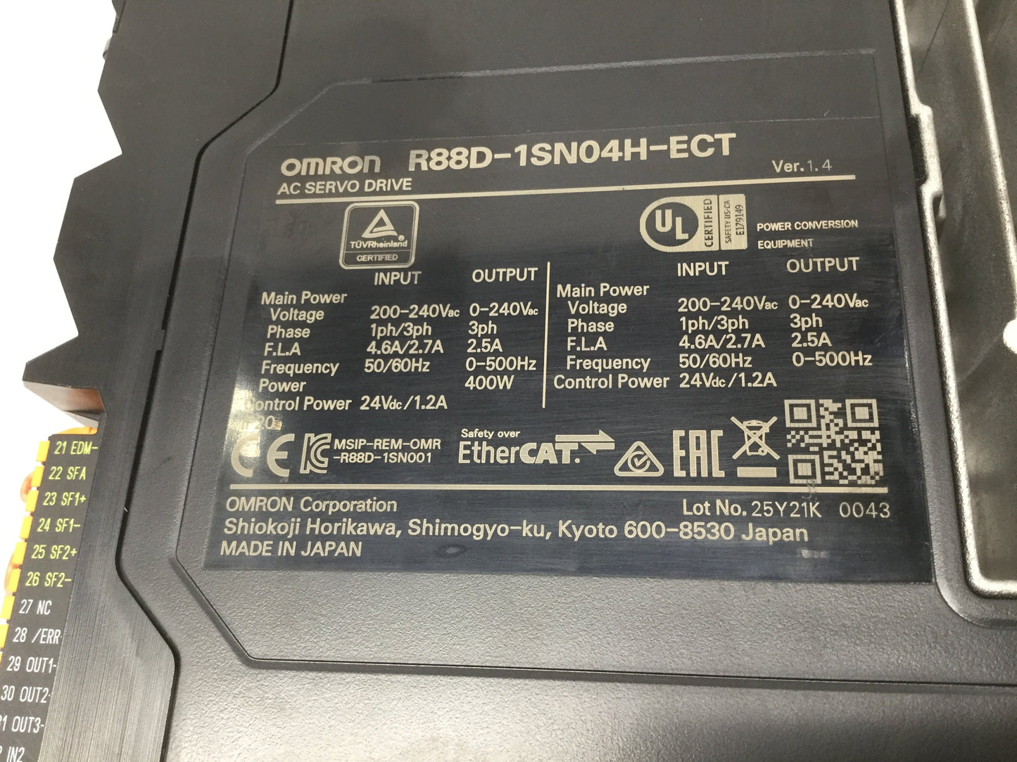 Used Omron R88D-1SN04H-ECT Sysmac EtherCAT AC Servo Drive 1PH 240VAC, 0.4kW 3PH