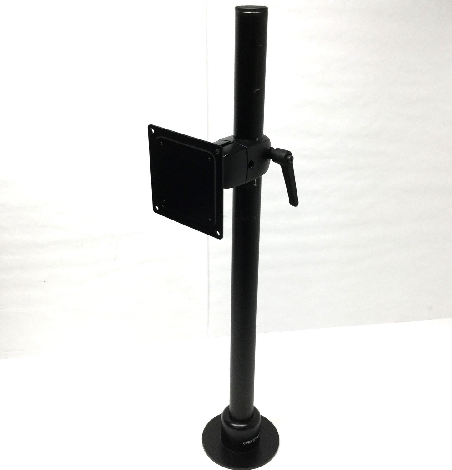 Used Ergotron DS100 Monitor Mount w/Grommet Base Ø1.5 x 26" L Pole, 100x100mm VESA