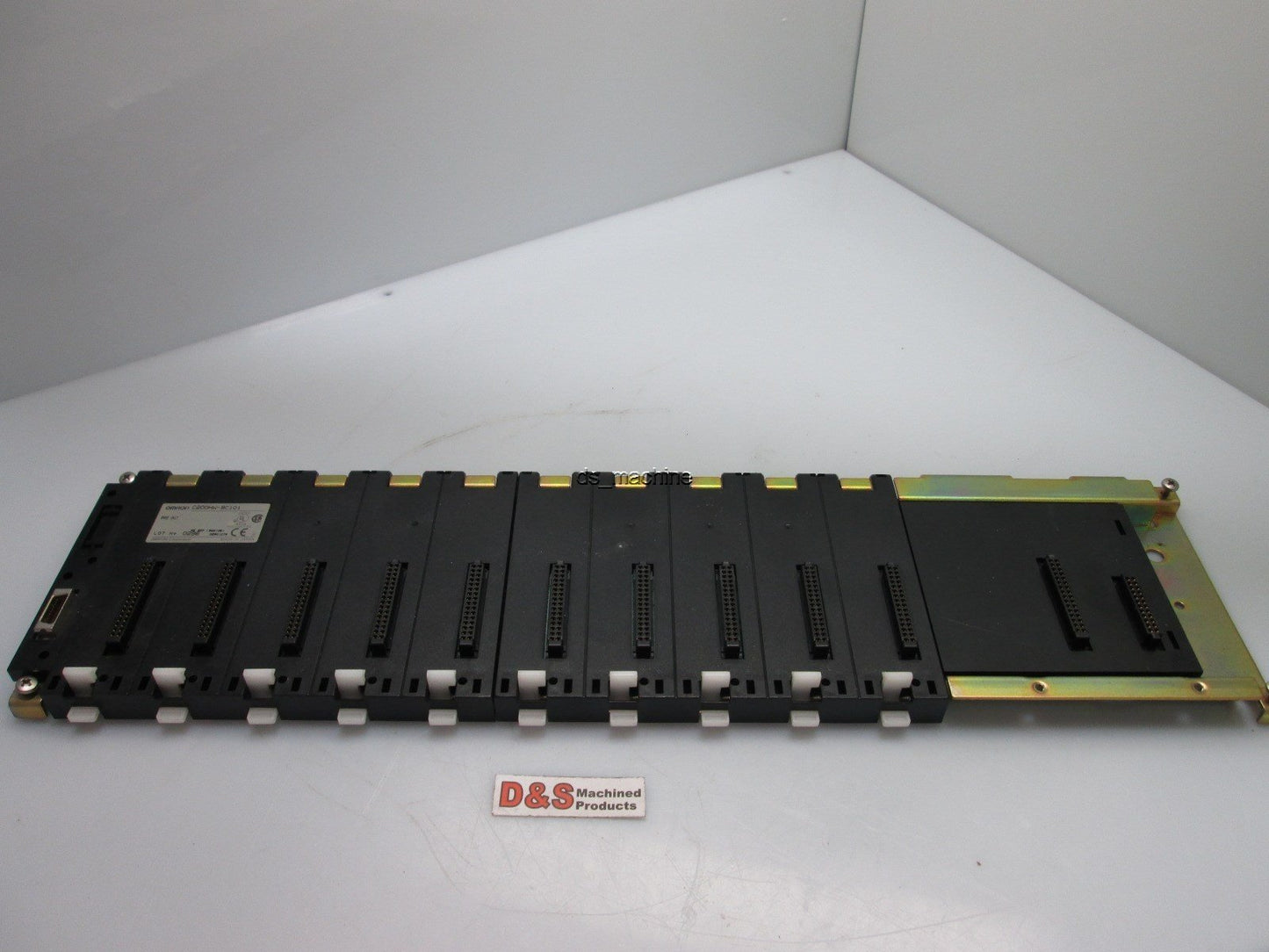 Used OMRON C200HW-BC101 Base Unit 10-Slot