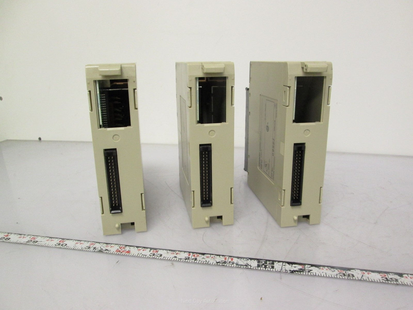 Used Lot of 3 OMRON C200H-ID212 16 Channel Input Module 24VDC 7mA