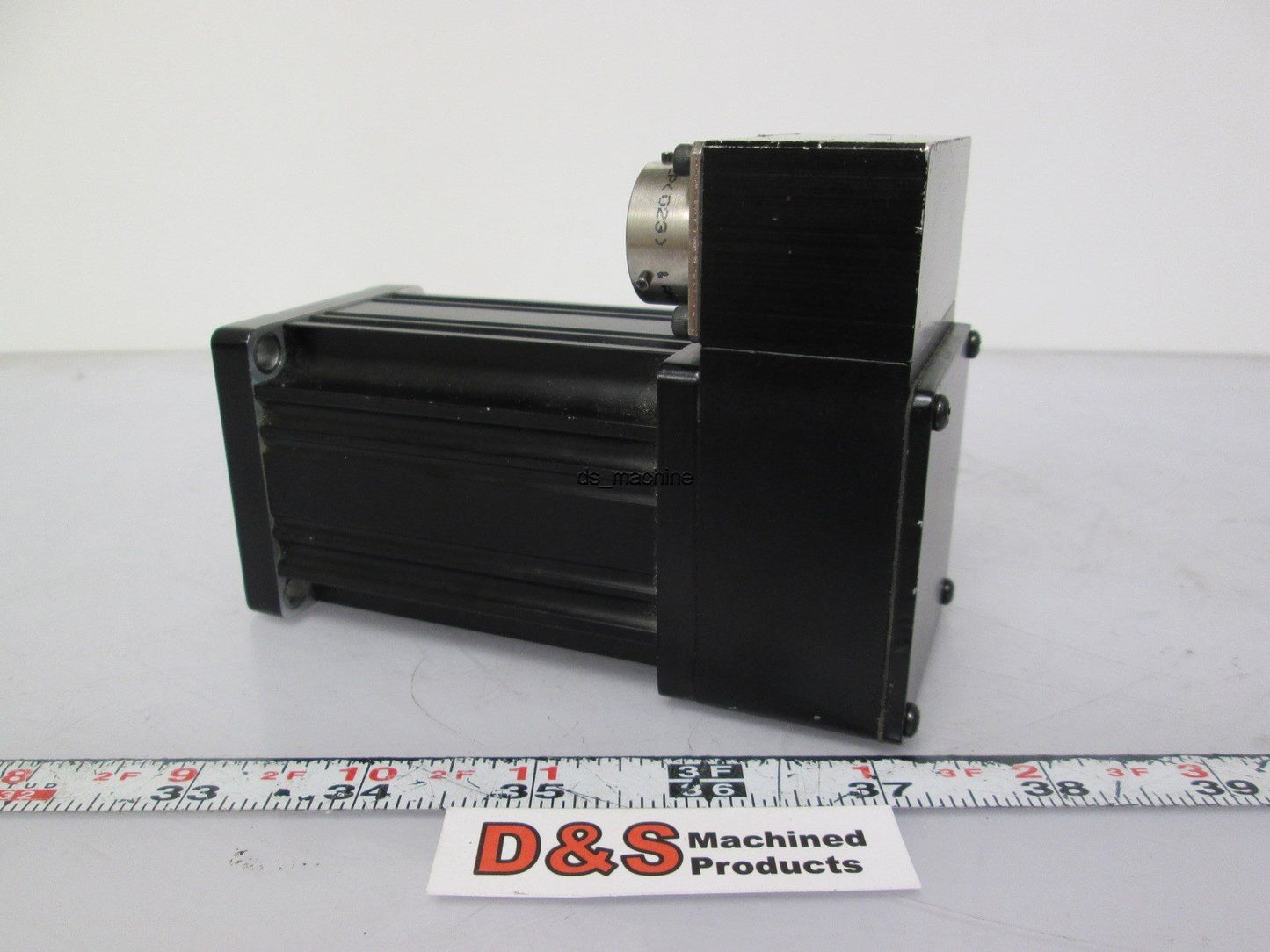 Used Parker Compumotor CM232AX-113673 Brushless DC Servo Motor 340V NEMA Size 23