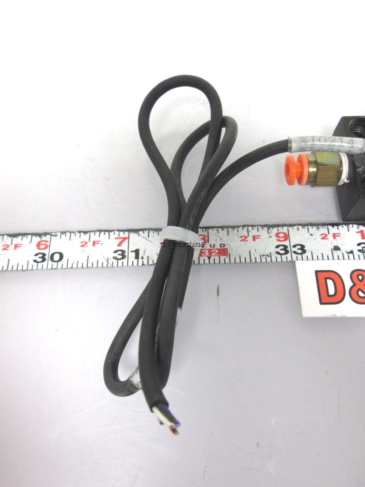 Used Sunx DP2-40E Digital Vacuum Pressure Switch -101.3kPa 12-24VDC 2-Output PNP/NPN