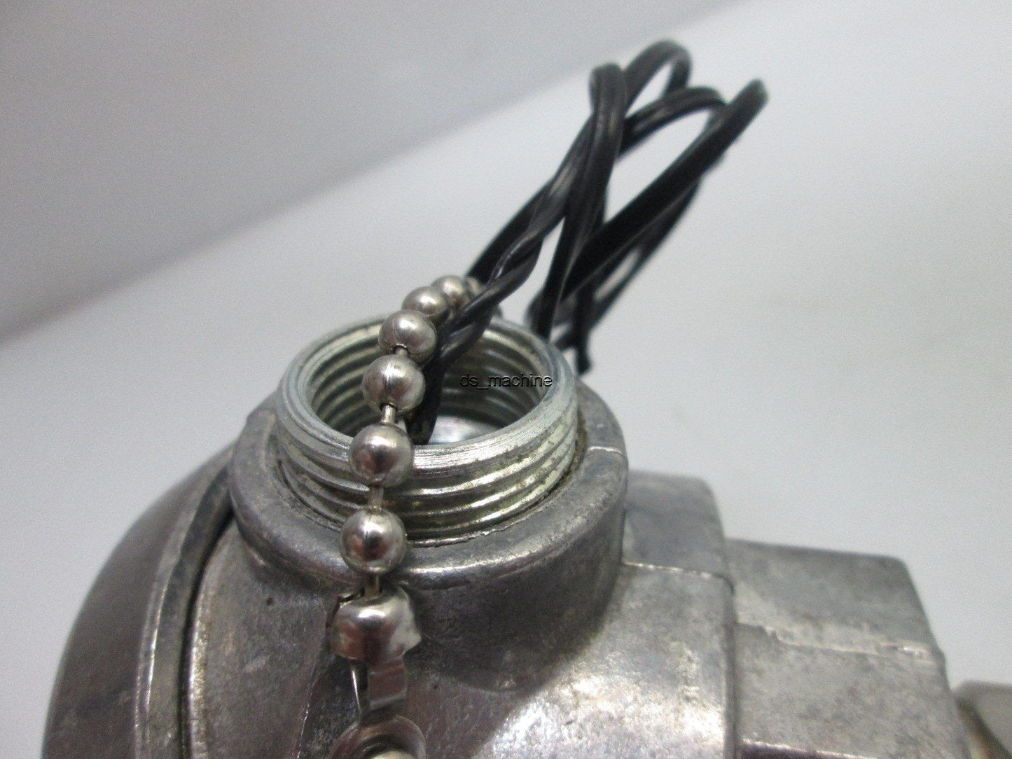 Used Pyromation J49U-S4D0408-8HN31-SL Thermocouple 1/2" NPT, 1/4" Shaft Diameter