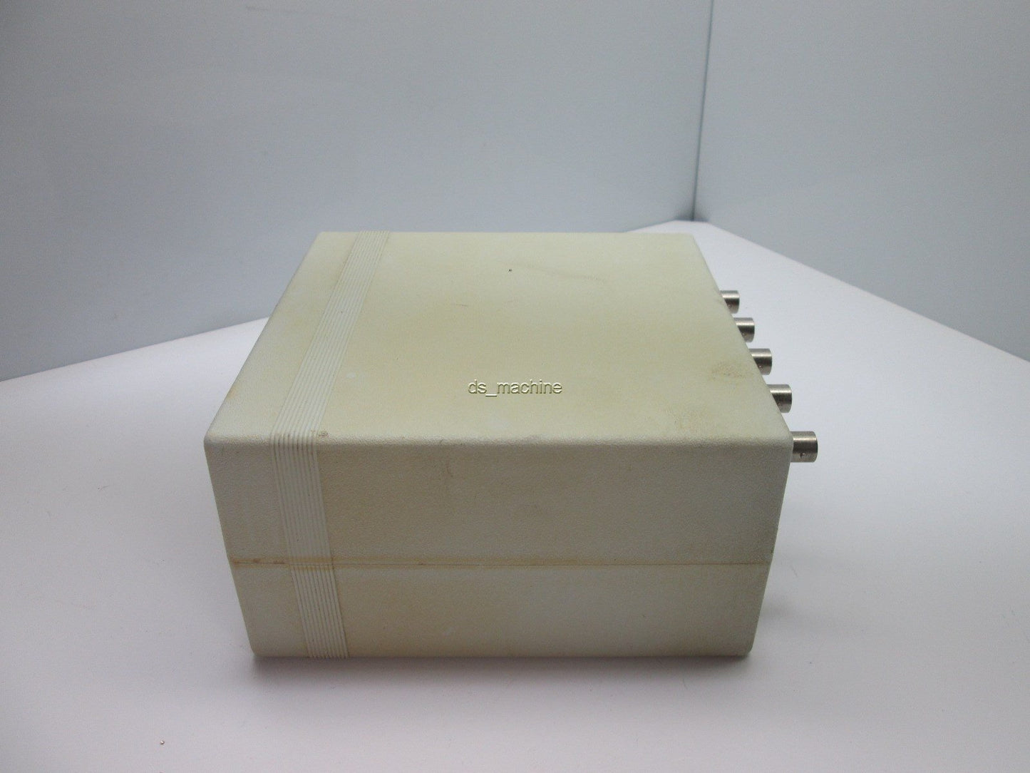 Used Wyko Model 5100 Sat Junction Box, 4 Probe Slot, 1 Computer Slot