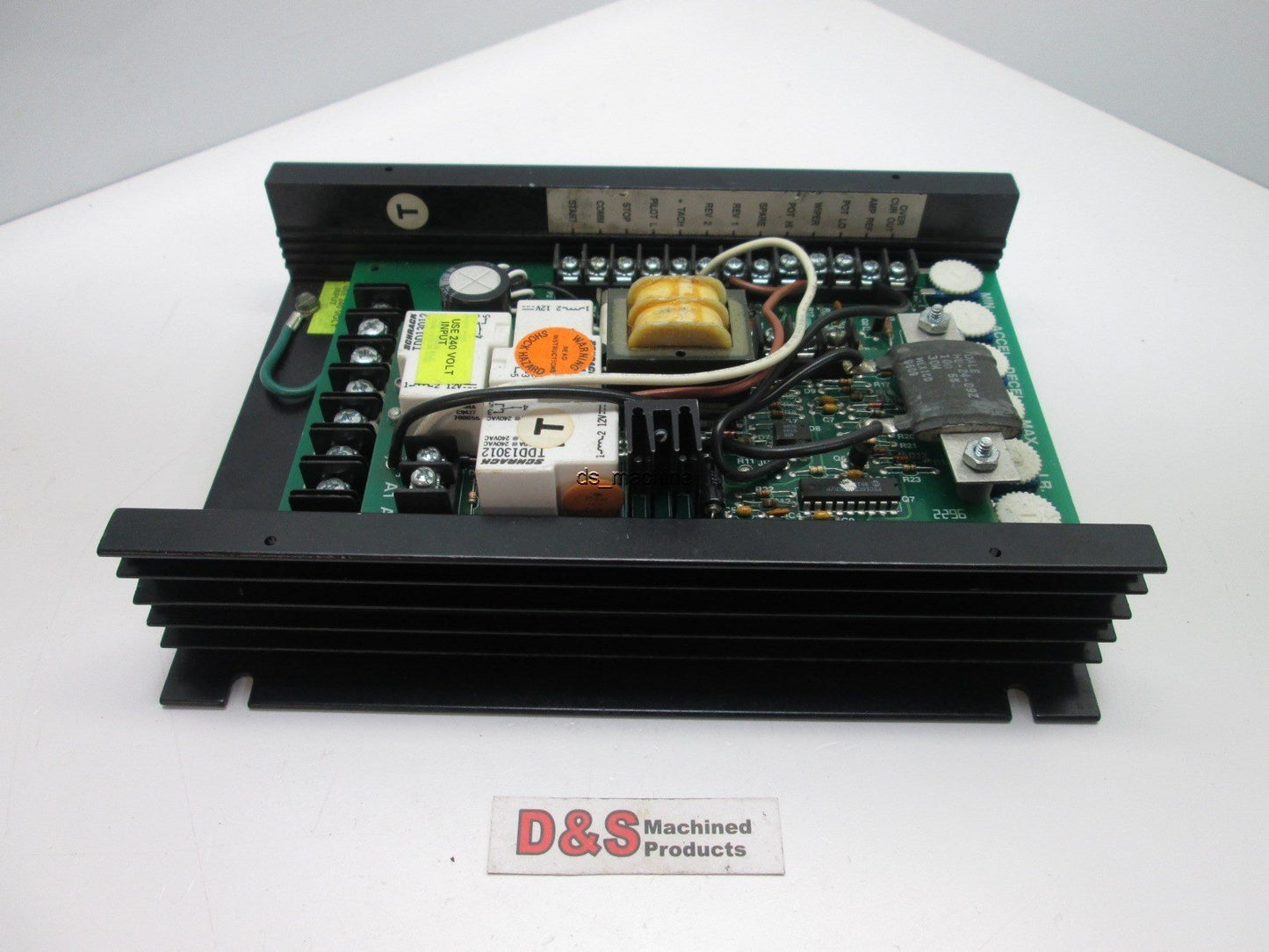 Used Dart Controls 520-200C-38M DC Drive 240VAC Input 0-180VDC Arm 200VDC Field 2HP