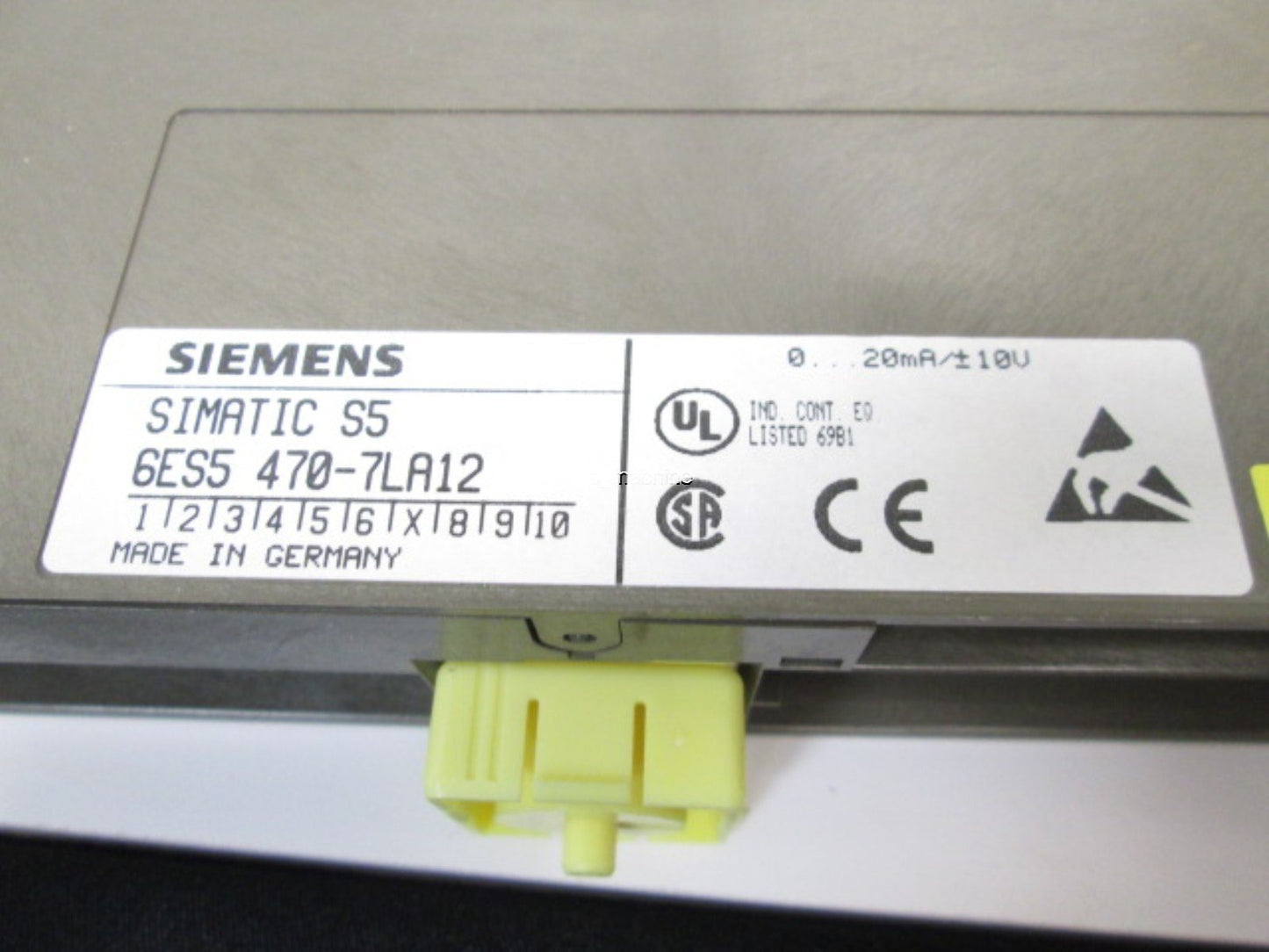 Used Siemens 6ES5 470-7LA12 8-Channel Analog Output Module