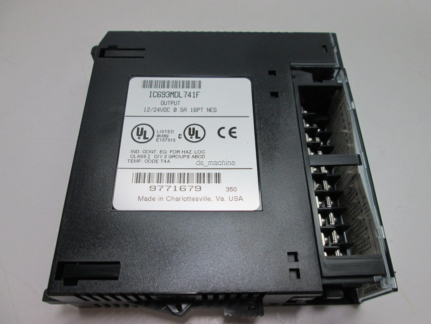 Used Ge Fanuc IC693MDL741F Output Module 12/24VDC 0.5A 16PT NEG