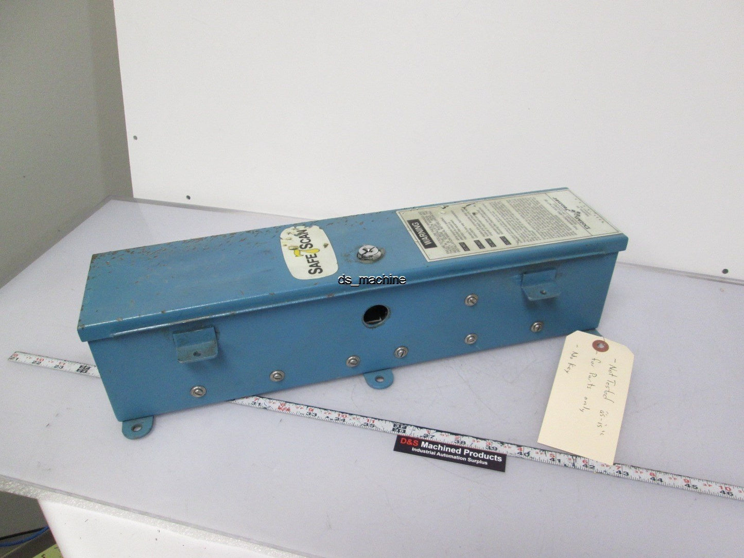 For Parts Dolan-Jenner SS-7-15 Light Curtain Transmitter *For Parts Only*