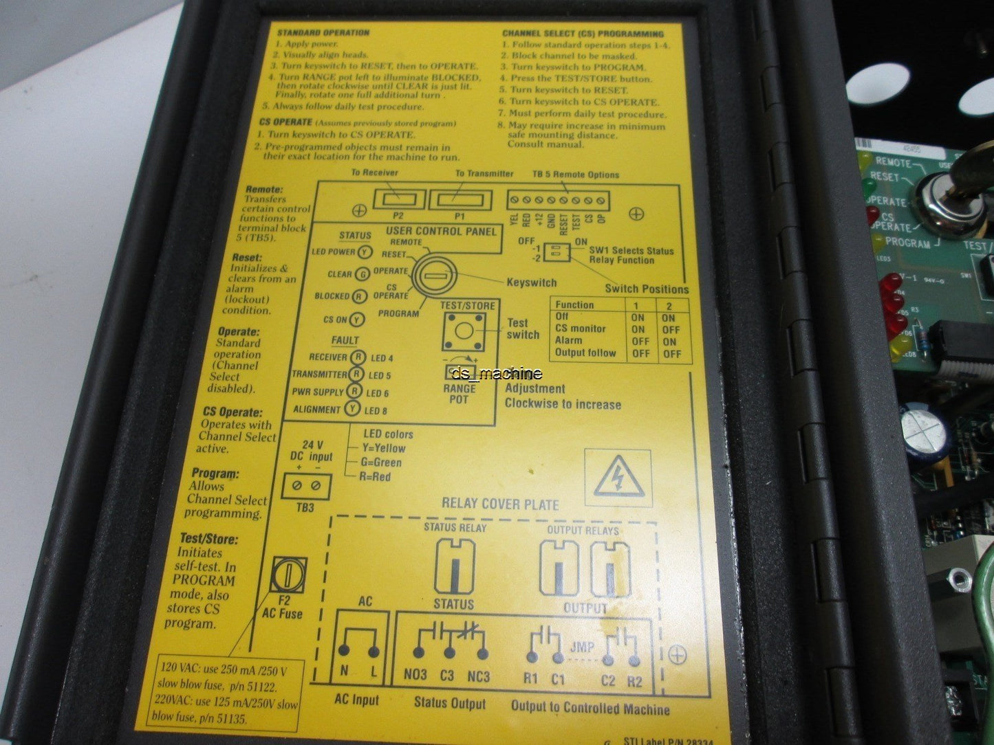 Used STi 43268-05 Light Curtain Controller, 117VAC - 25A 50/60Hz Input, 220VAC Output