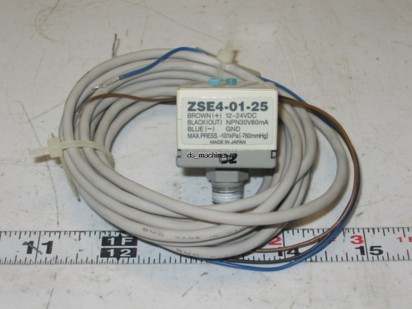 Used SMC Pneumatic Electronic Vacuum Switch ZSE4-01-25