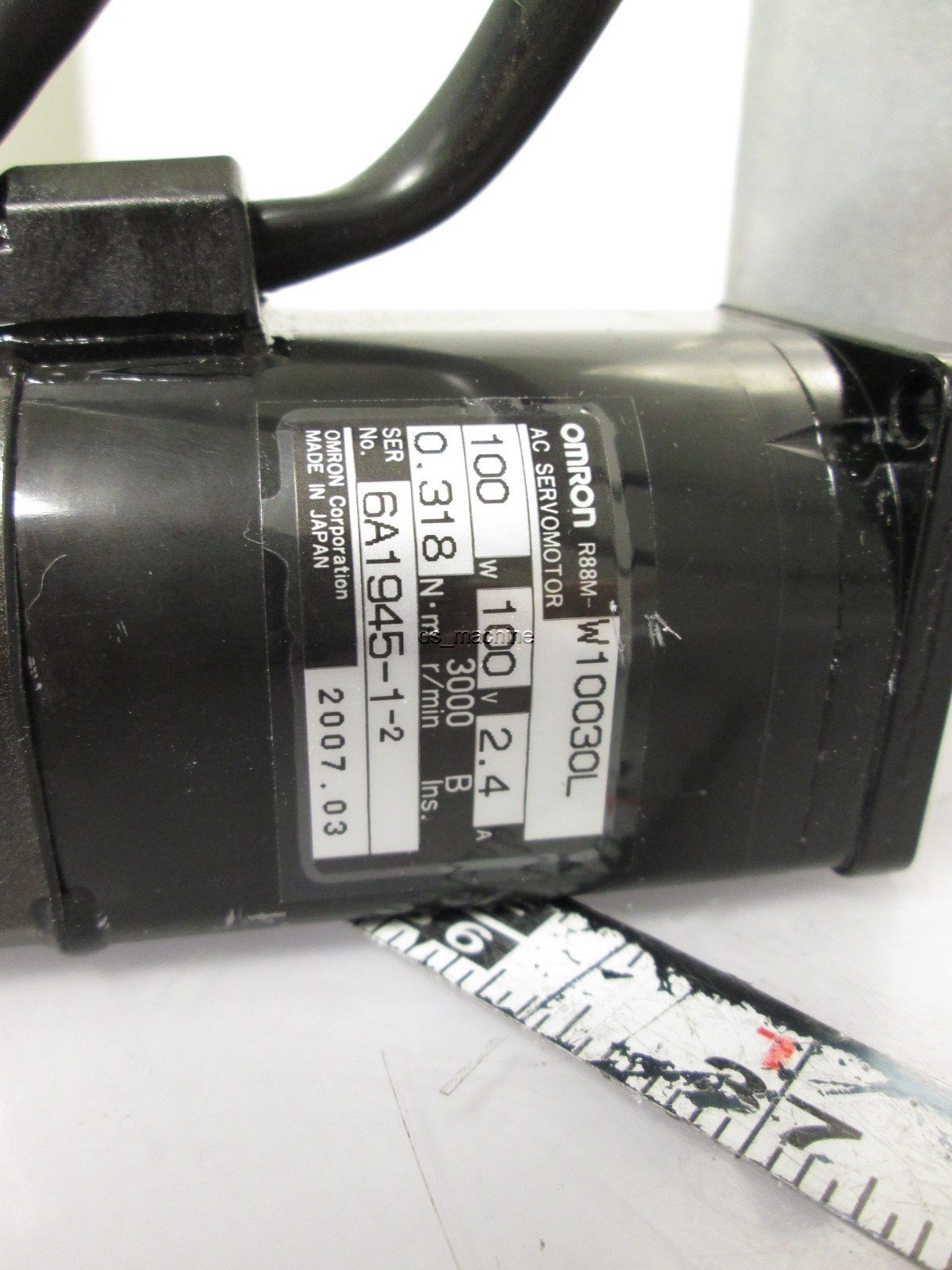 Used Omron R88D-WN01L-ML2 AC Servo Drive w/ R88M-WP10030L Servo Motor 100VAC 100W