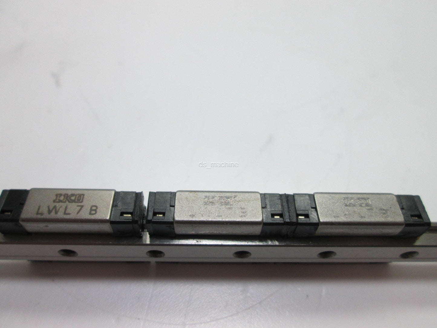 Used IKO LWL7B Linear Bearing With 3 Carriages, 164mm Long Rail