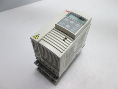 Used ABB ACS 101-K25-I-U VFD, In: 200-240VAC 1-Phase 50/60Hz 4.4A, Out: 0-300Hz 1.4A