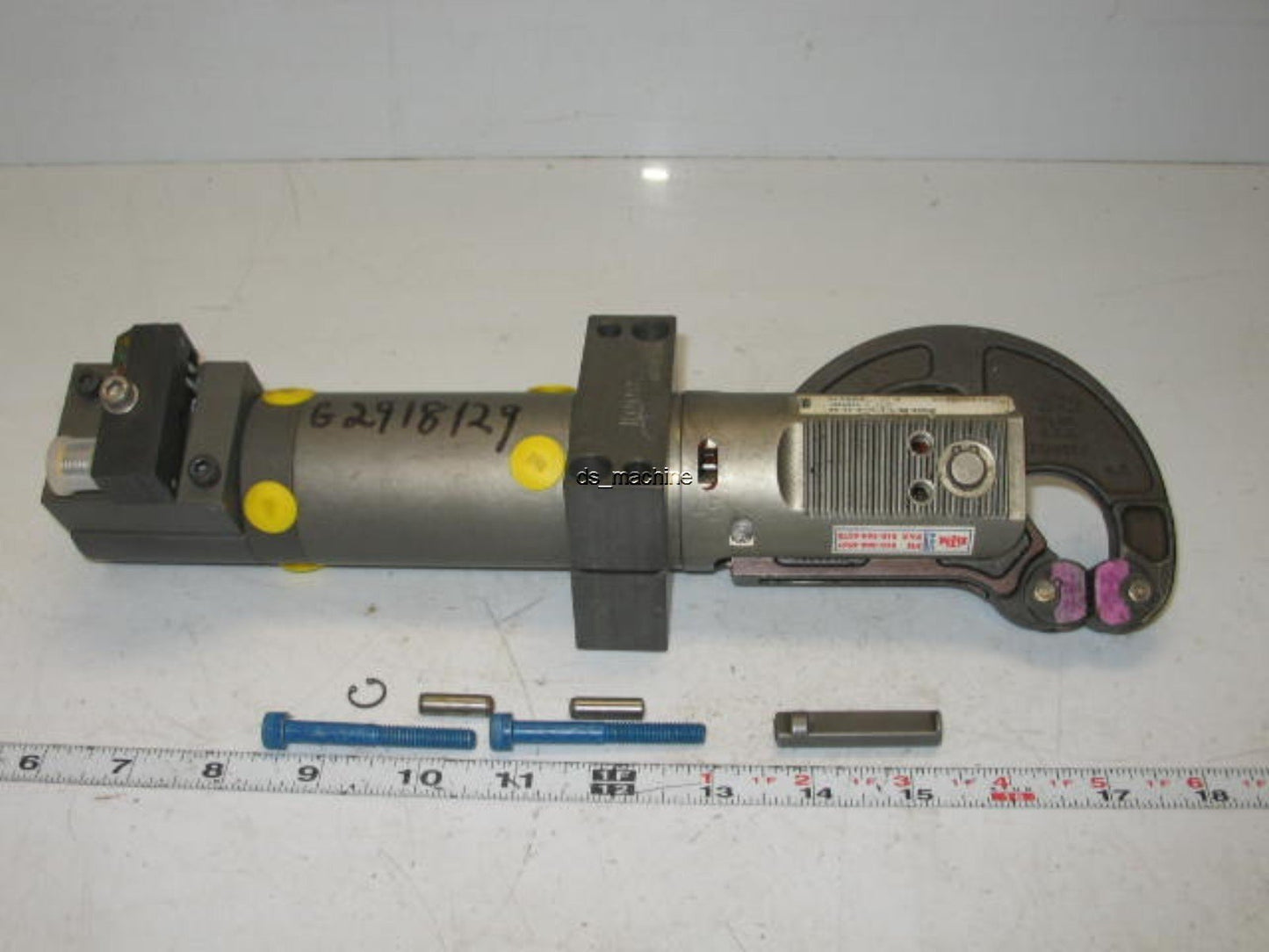 New BTM PG45H-75-1-1-BM Pneumatic Locking Gripper