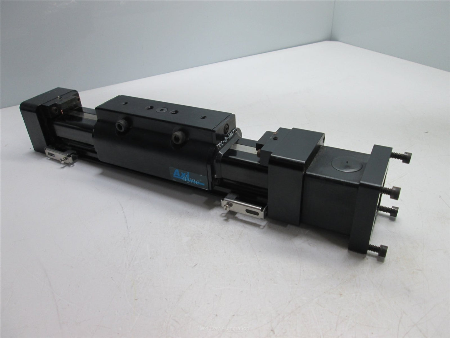 Used Tol-O-Matic BCS10-SN02-SK3-LMI-KT3-MRV23XJ Rodless Screw Drive Actuator