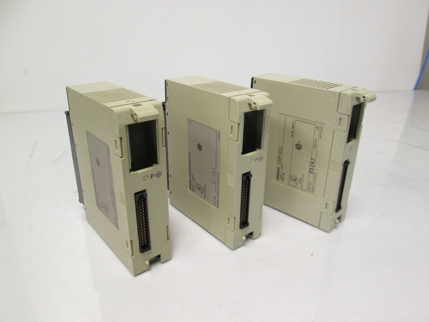 Used Lot of 3 Omron C200H-ID212 DC PLC Input Module 16 Channel 24VDC 7mA