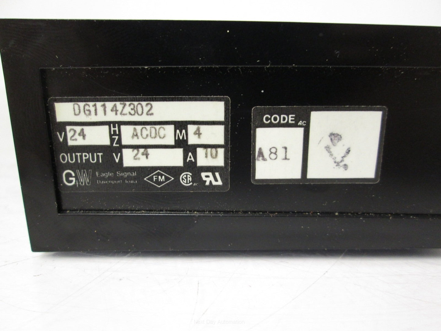 Used Eagle Signal DG114Z302 Relay Interval Timer 24VAC/DC 0.8-8 Hours DIN Mount