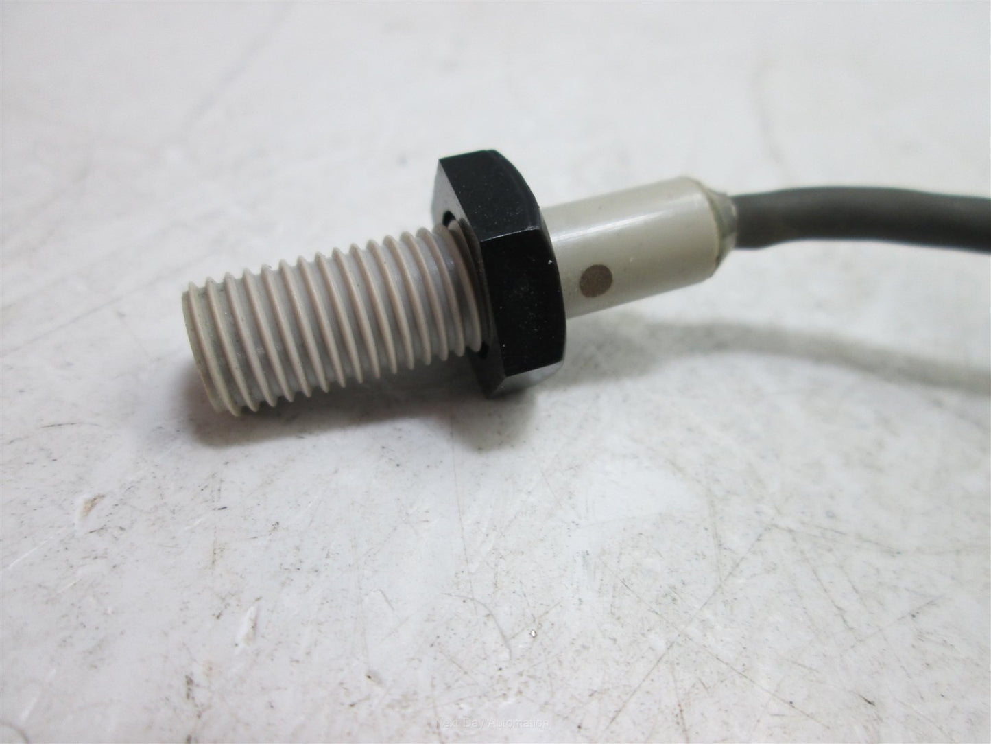 Used Omron E2F-X1R5E1 Inductive Sensor, 1.5mm Sensing Distance, Voltage: 10-30VDC